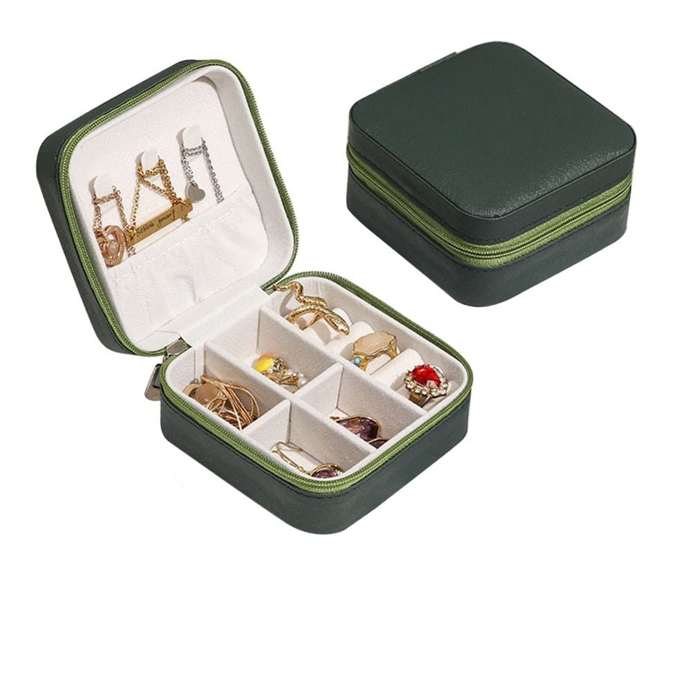 Virelle Maison - Boîte à bijoux de voyage compacte en similicuir texturé | Virelle Maison