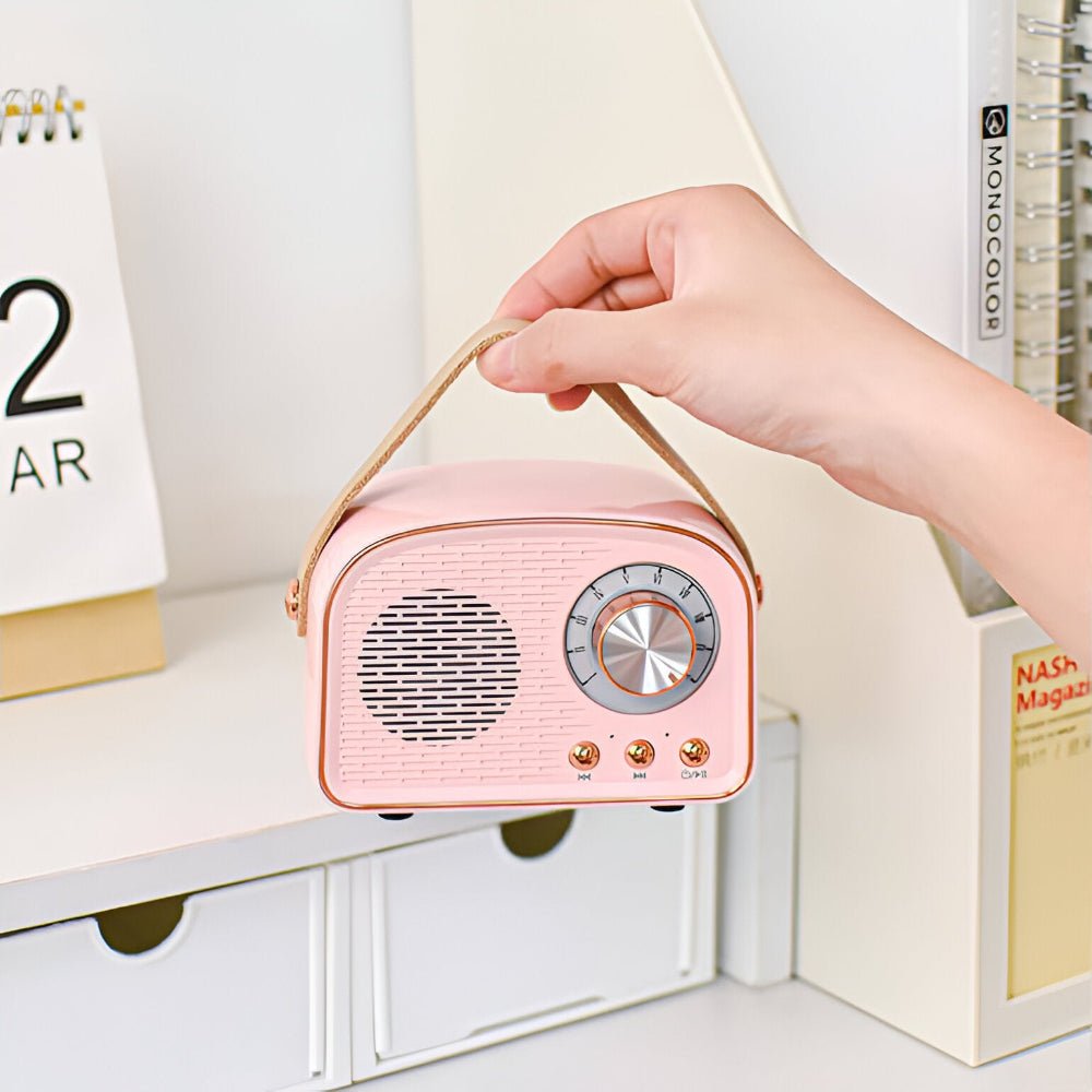 Virelle Maison - Enceinte Bluetooth rétro en plastique finition bois | Virelle Maison