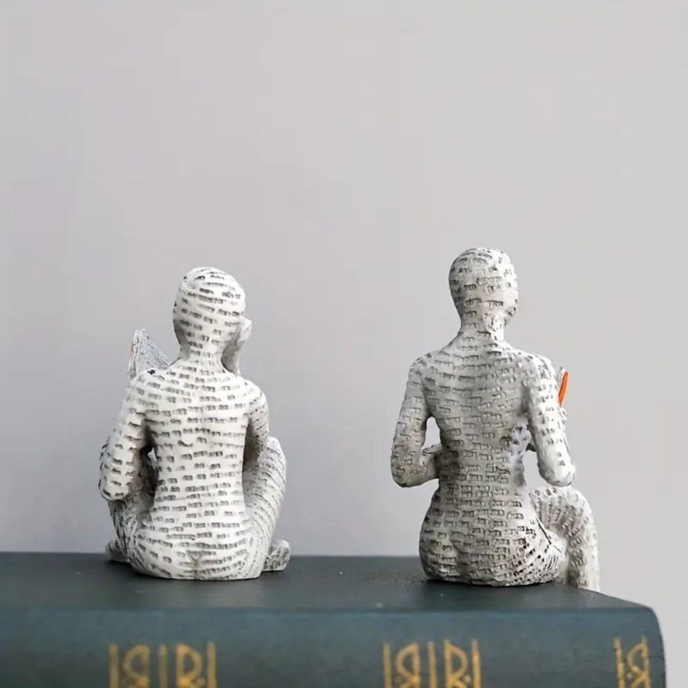 Virelle Maison - Figurine décorative en résine femme lisant