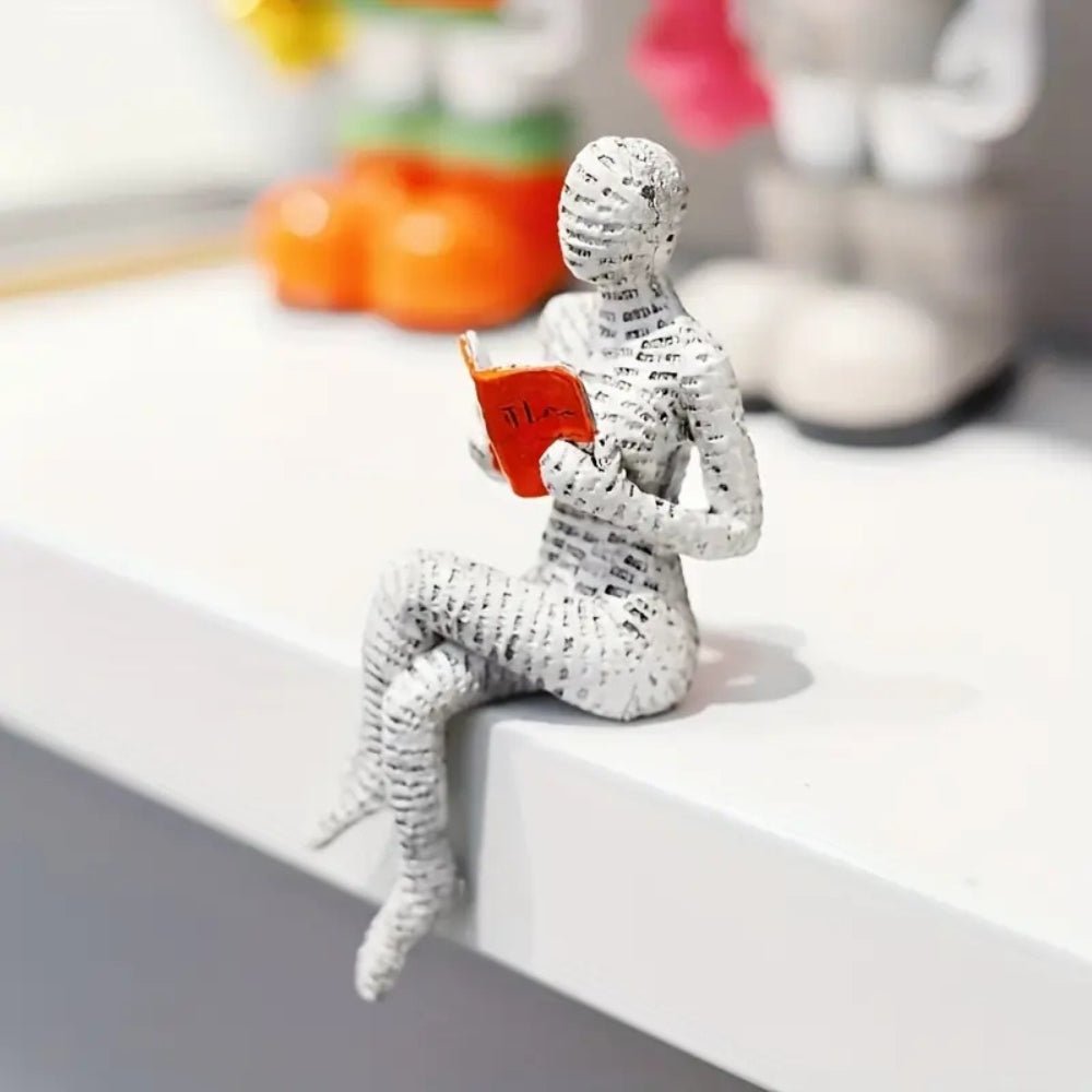 Virelle Maison - Figurine décorative en résine femme lisant