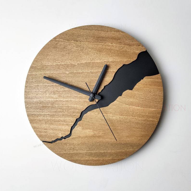 Virelle Maison - Horloge murale en bois naturel à cadran silencieux – 30 cm | Virelle Maison