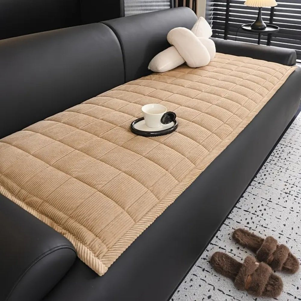 Virelle Maison - Housse de canapé matelassée en microfibre texturée | Virelle Maison
