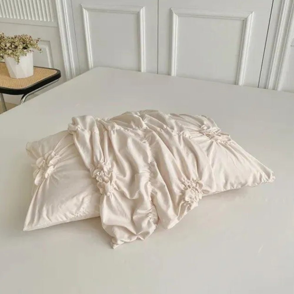 Virelle Maison - Housse de couette texturée à plis floraux en coton mélangé | Virelle Maison
