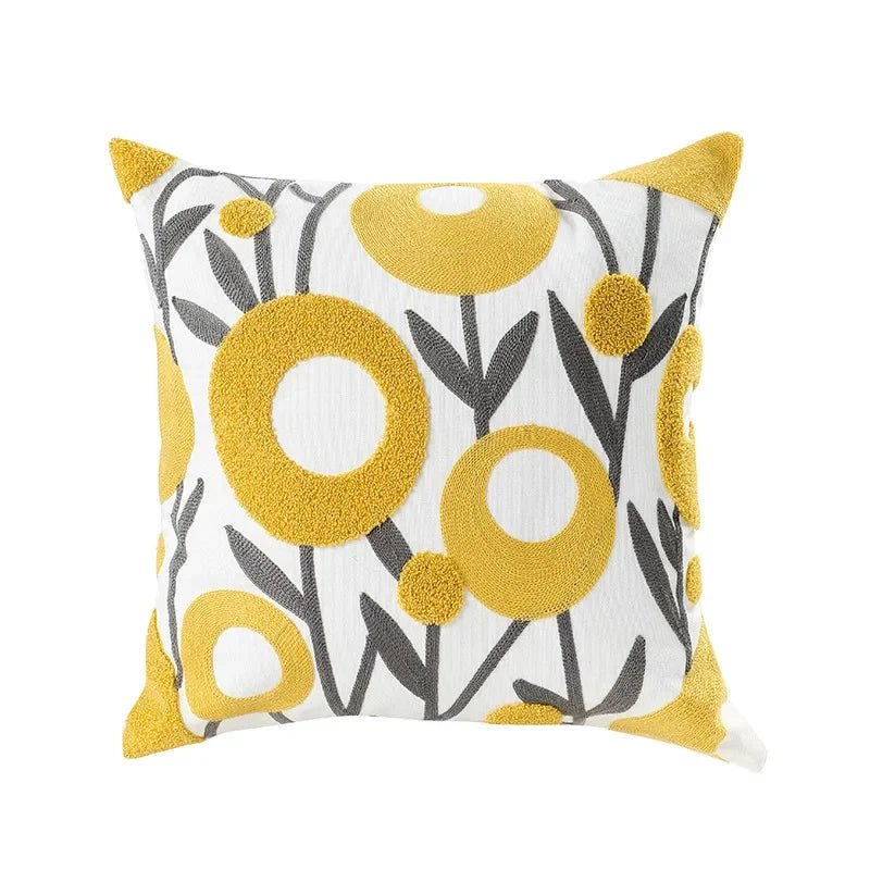 Virelle Maison - Housse de coussin en coton brodé – Motif floral rustique | Virelle Maison