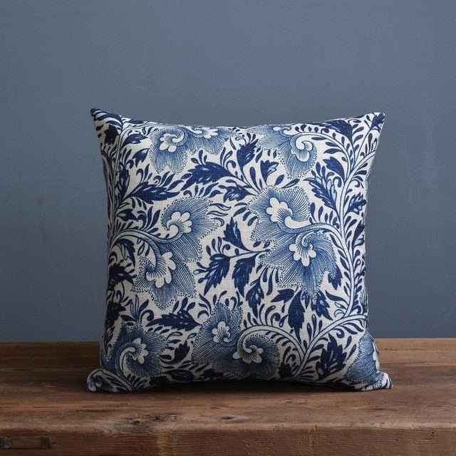 Virelle Maison - Housse de coussin en coton - lin à motif porcelaine bleue | Virelle Maison