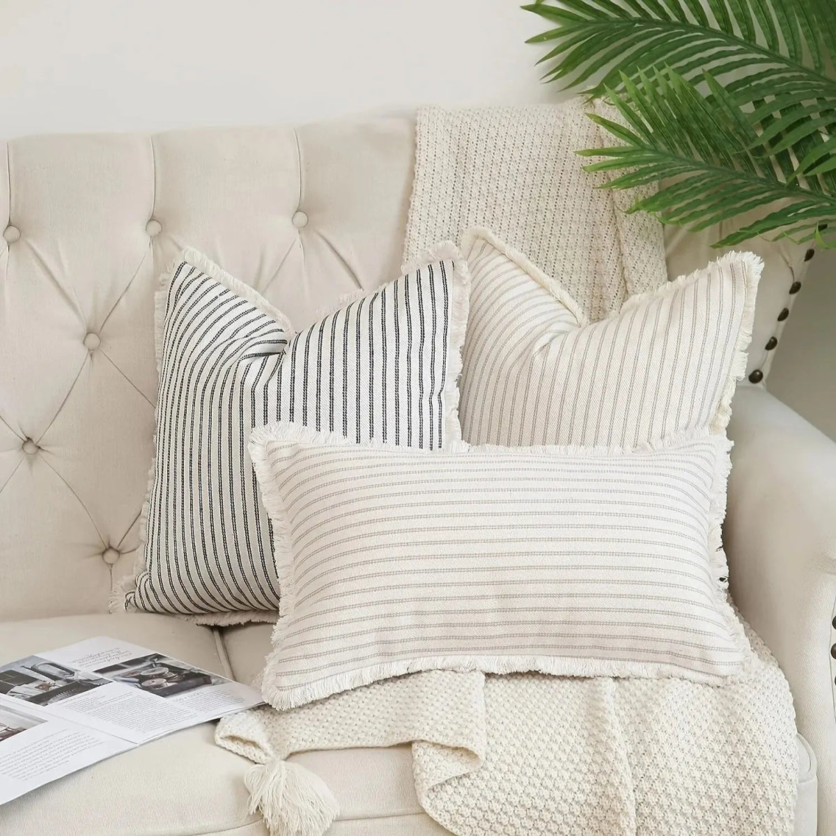 Virelle Maison - Housse de coussin jacquard avec finition volantée blanche | Virelle Maison