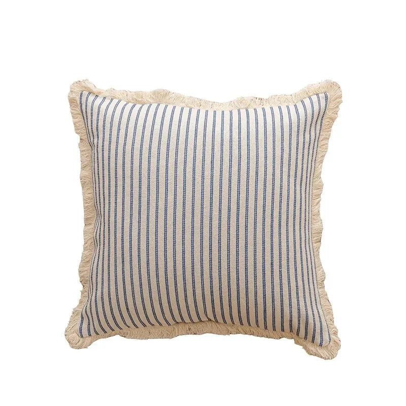 Virelle Maison - Housse de coussin jacquard avec finition volantée blanche | Virelle Maison