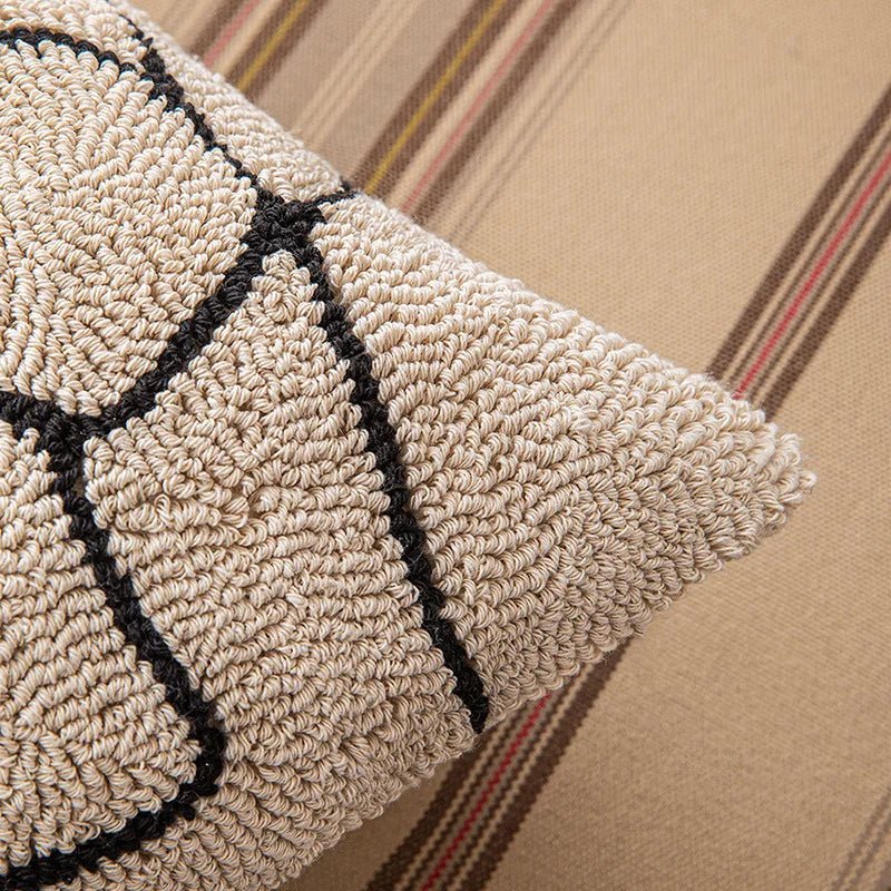 Virelle Maison - Housse de coussin tuftée en coton – Motif géométrique moderne | Virelle Maison