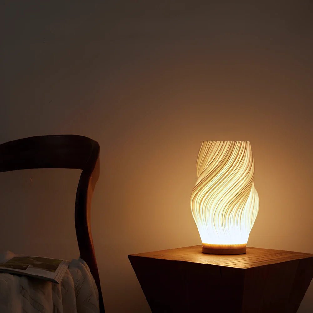 Virelle Maison - Lampe de table plissée en bois et ABS | Virelle Maison