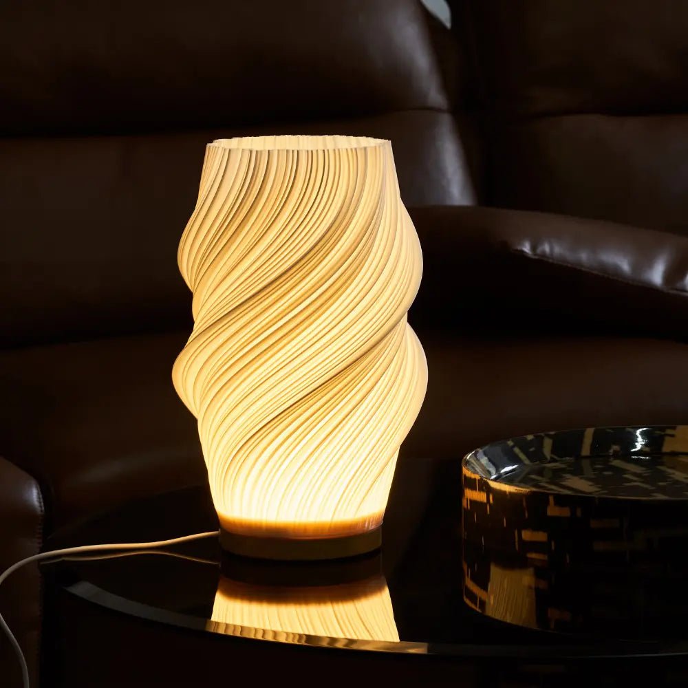 Virelle Maison - Lampe de table plissée en bois et ABS | Virelle Maison