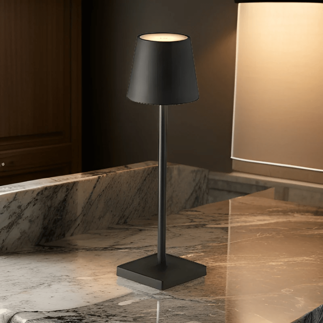 Virelle Maison - Lampe de table rechargeable en aluminium minimaliste | Virelle Maison