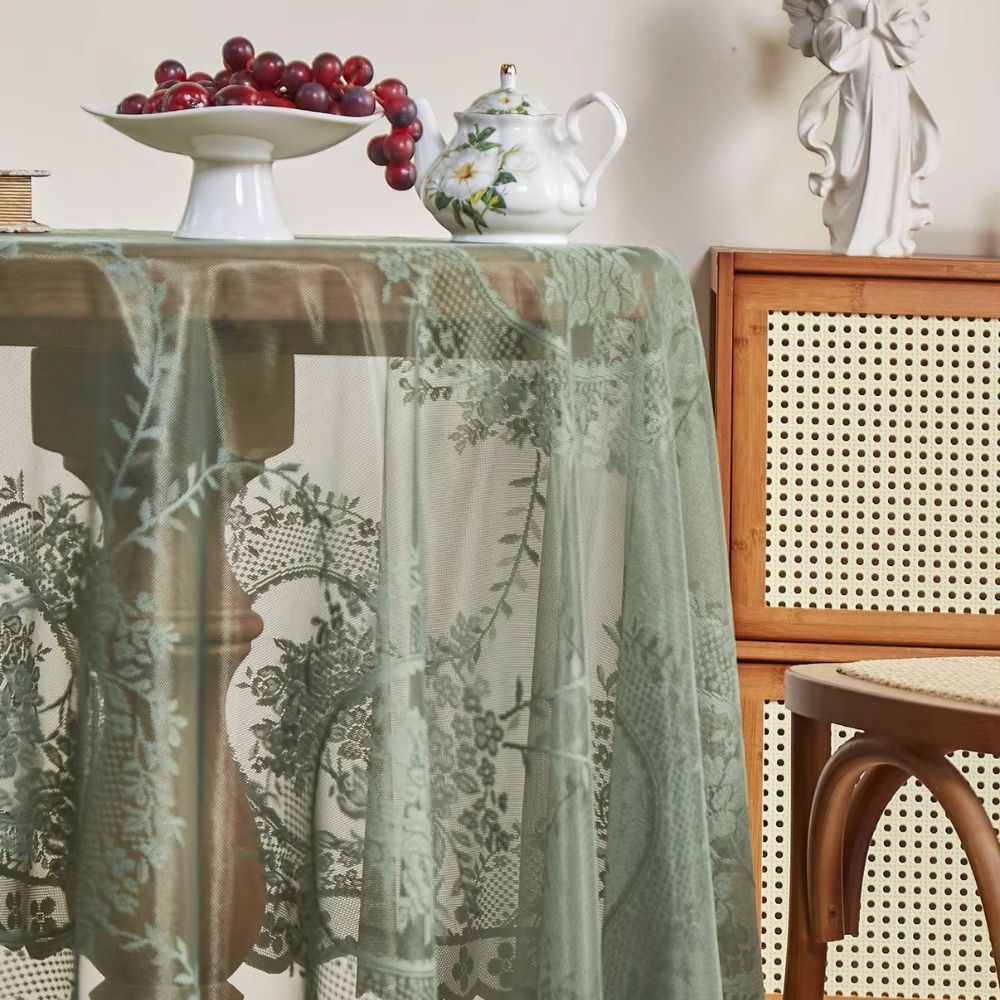Virelle Maison - Nappe ronde ajourée en dentelle florale translucide