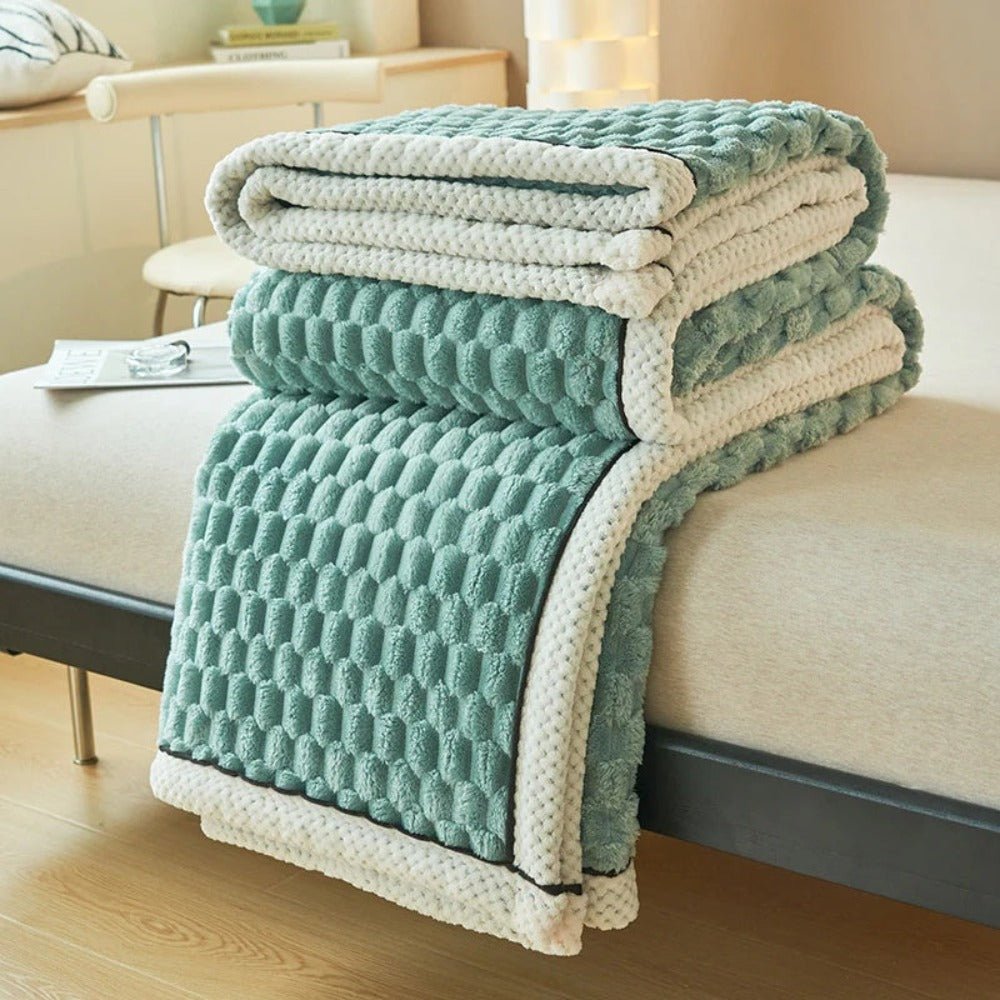 Virelle Maison - Plaid décoratif en sherpa texturé et doux au toucher | Virelle Maison