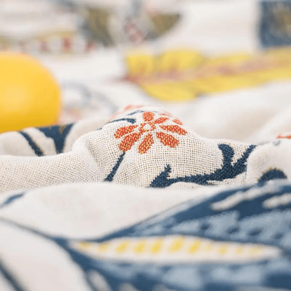 Virelle Maison - Plaid réversible en coton jacquard à motif floral tissé | Virelle Maison