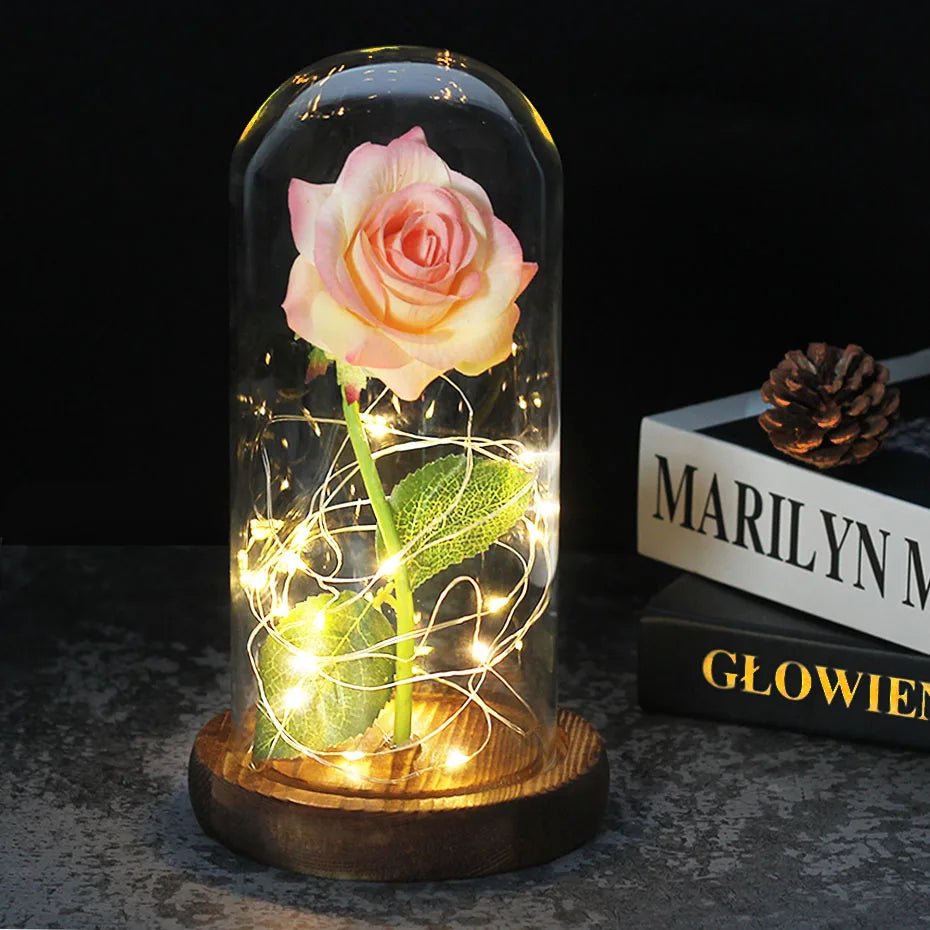 Virelle Maison - Rose préservée sous cloche en verre avec éclairage LED | Virelle Maison