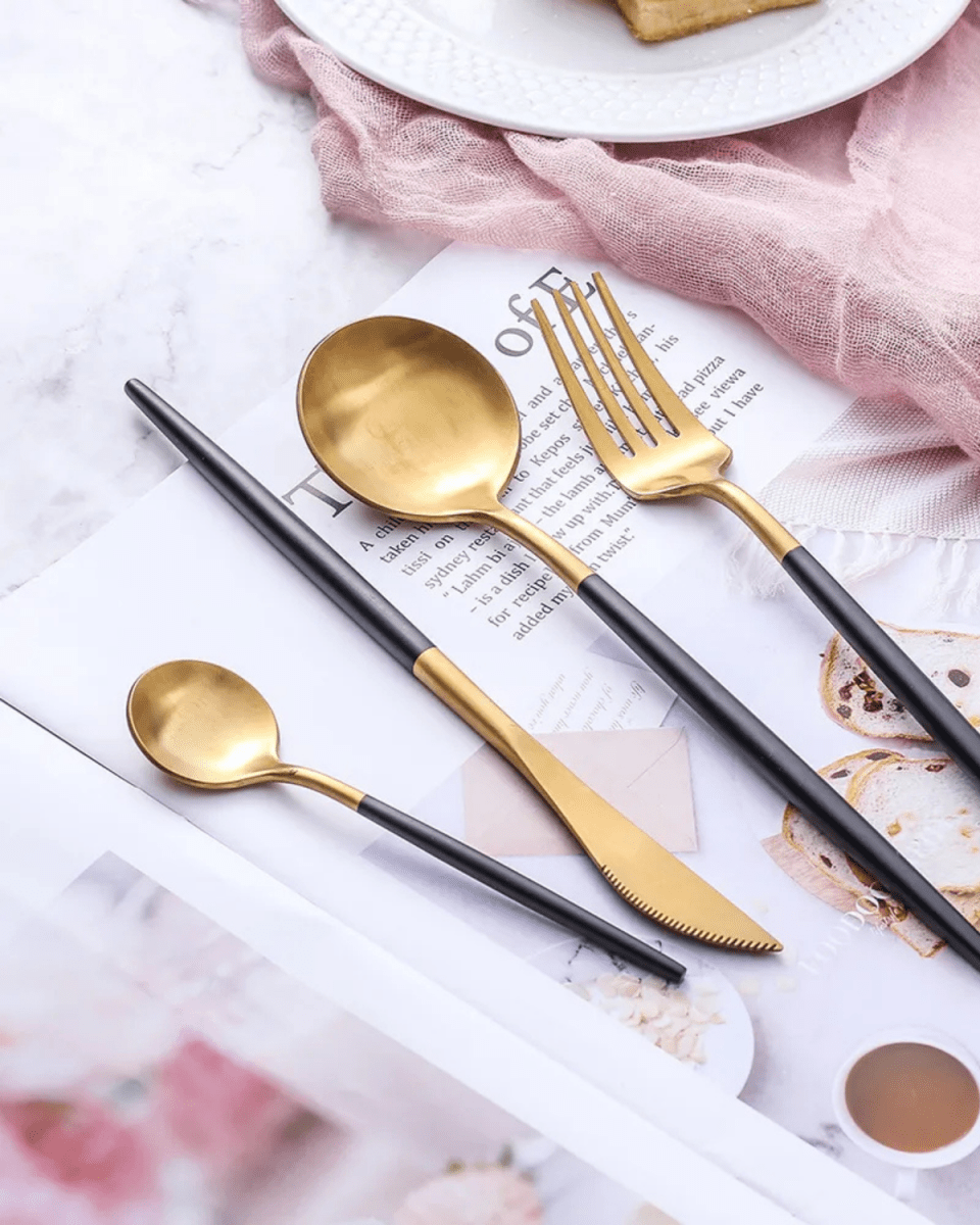 Virelle Maison - Service de couverts en acier noir mat et doré brossé | Virelle Maison
