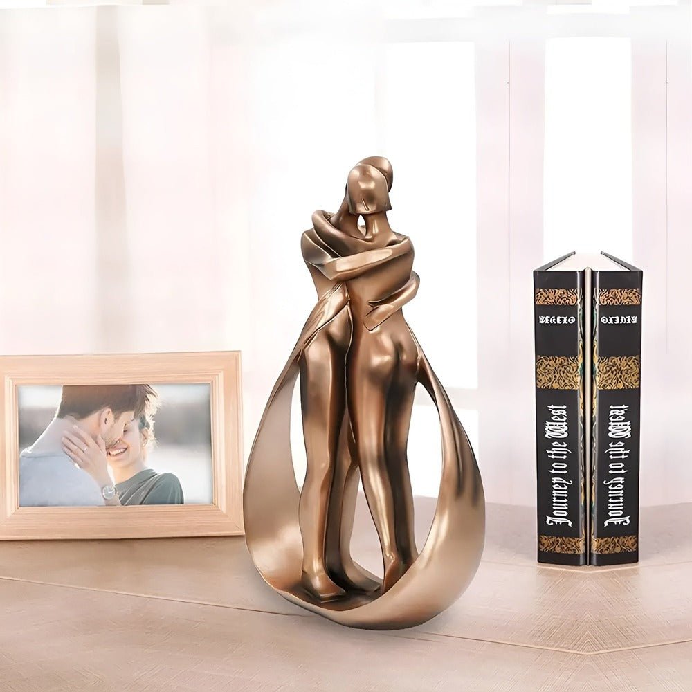 Virelle Maison - Statue décorative en résine représentant un couple enlacé | Virelle Maison