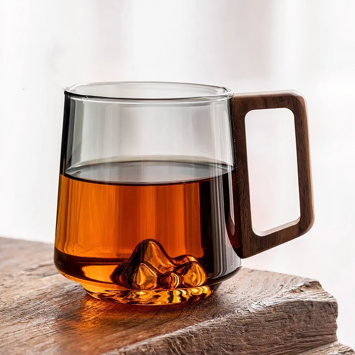 Virelle Maison - Tasses à café inclinées en verre fumé avec poignée en noyer