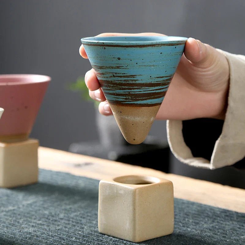 Virelle Maison - Tasses à espresso coniques en céramique avec support assorti
