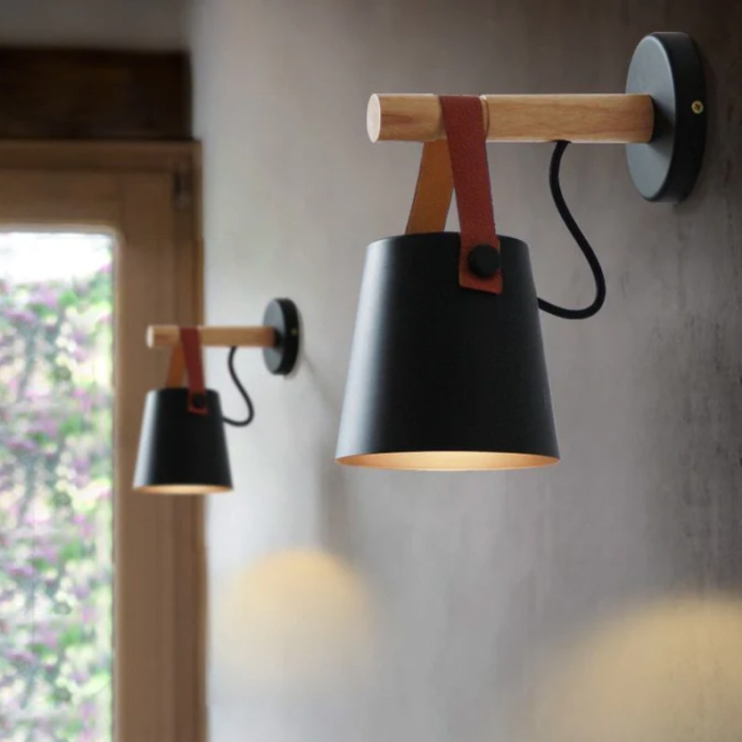 Applique murale suspendue en aluminium et bois | Virelle Maison