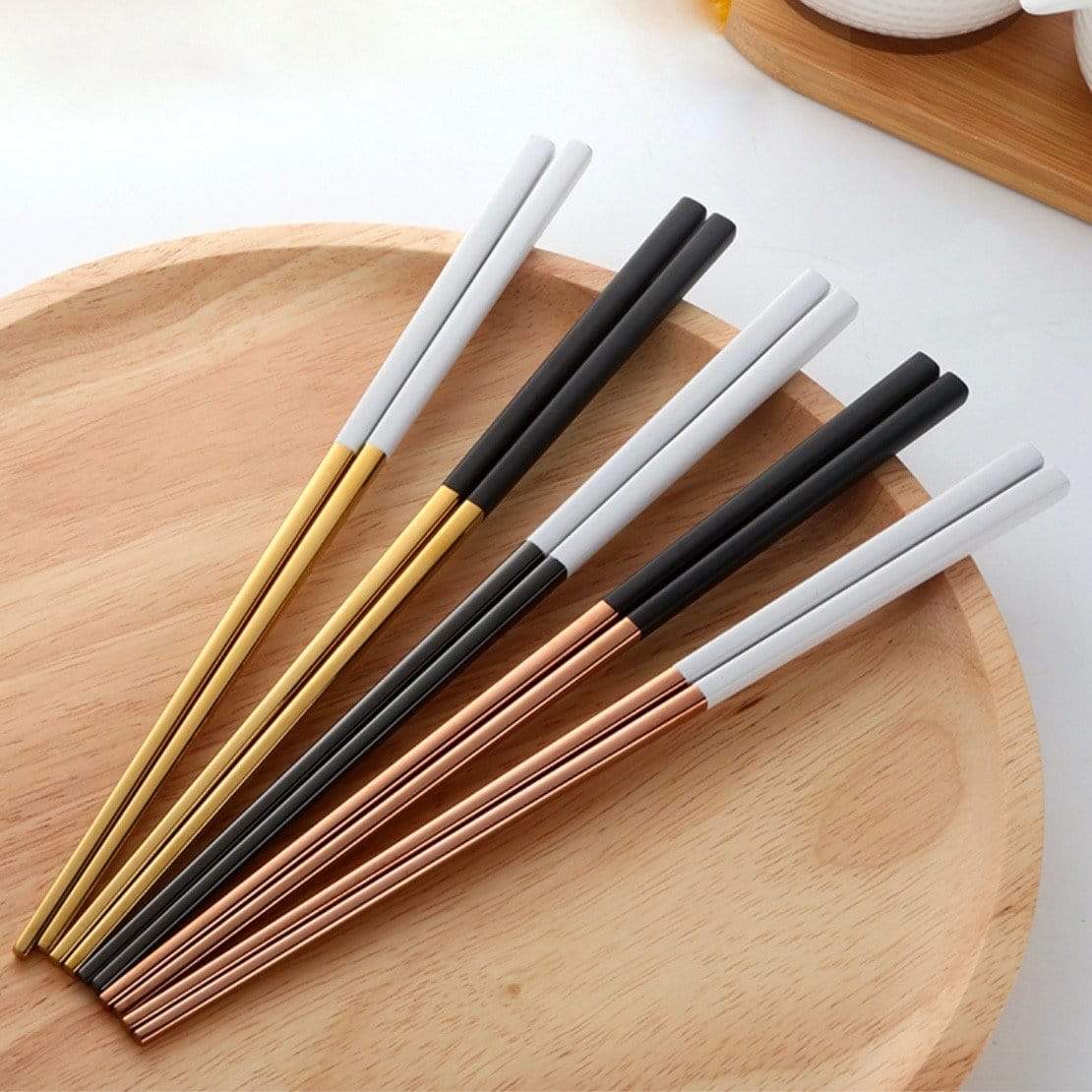 Virelle Maison - Baguettes japonaises en acier noir mat texturé, lot de 5 | Virelle Maison