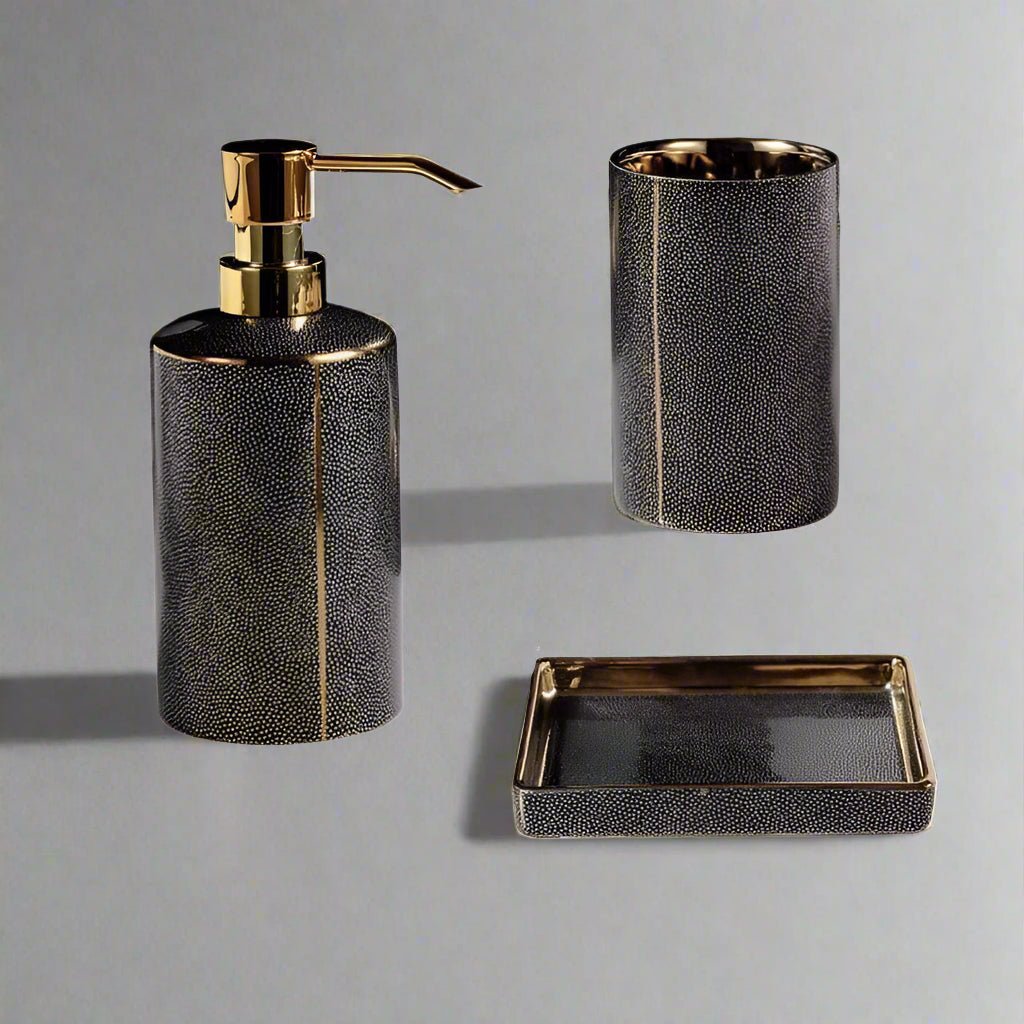 Virelle Maison - Ensemble accessoires salle de bain céramique bords dorés | Virelle Maison