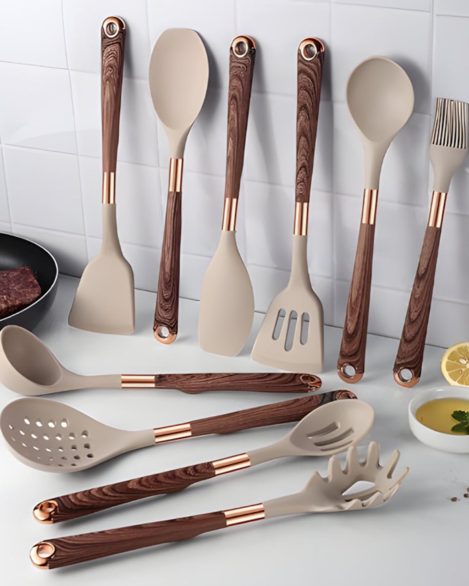 Virelle Maison - Ensemble d’ustensiles 11 pièces silicone bois et or | Virelle Maison