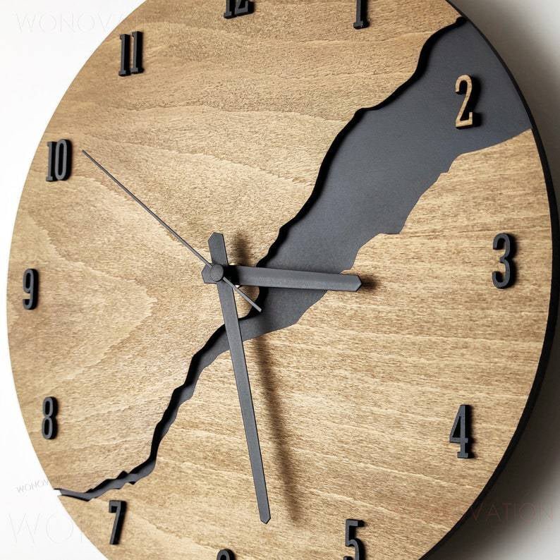 Virelle Maison - Horloge murale en bois naturel à cadran silencieux – 30 cm | Virelle Maison