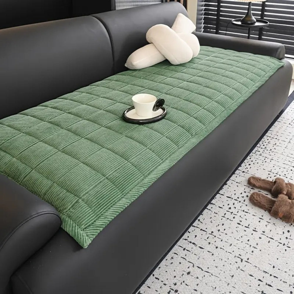 Virelle Maison - Housse de canapé matelassée en microfibre texturée | Virelle Maison