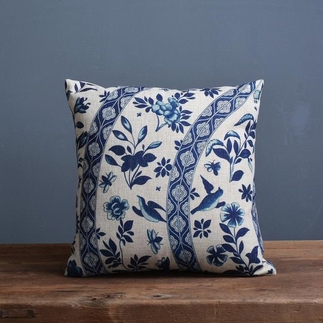 Virelle Maison - Housse de coussin en coton - lin à motif porcelaine bleue | Virelle Maison