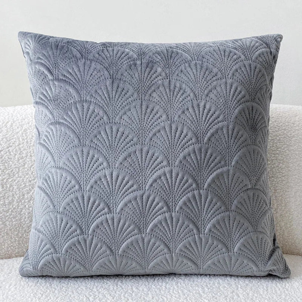 Virelle Maison - Housse de coussin en velours côtier à motif coquillage texturé | Virelle Maison