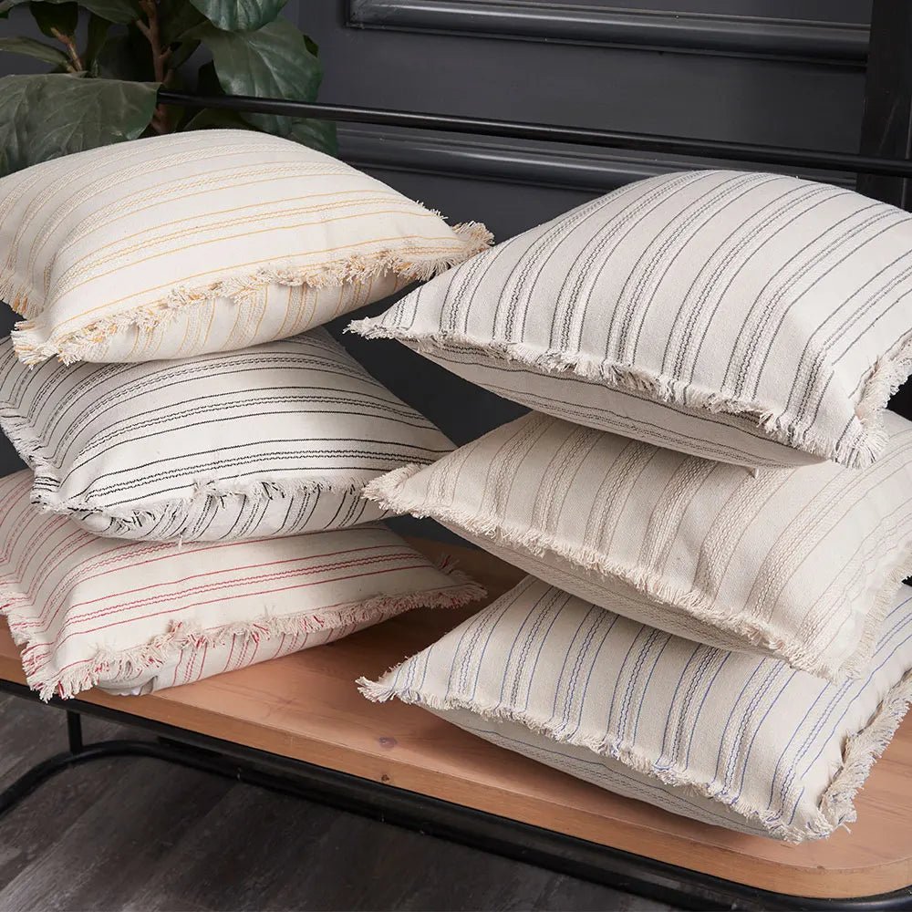 Virelle Maison - Housse de coussin jacquard à franges en coton mélangé | Virelle Maison