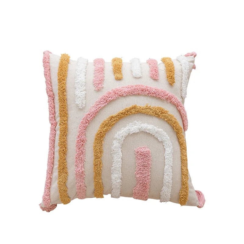 Virelle Maison - Housse de coussin tuftée à motifs géométriques brodés | Virelle Maison