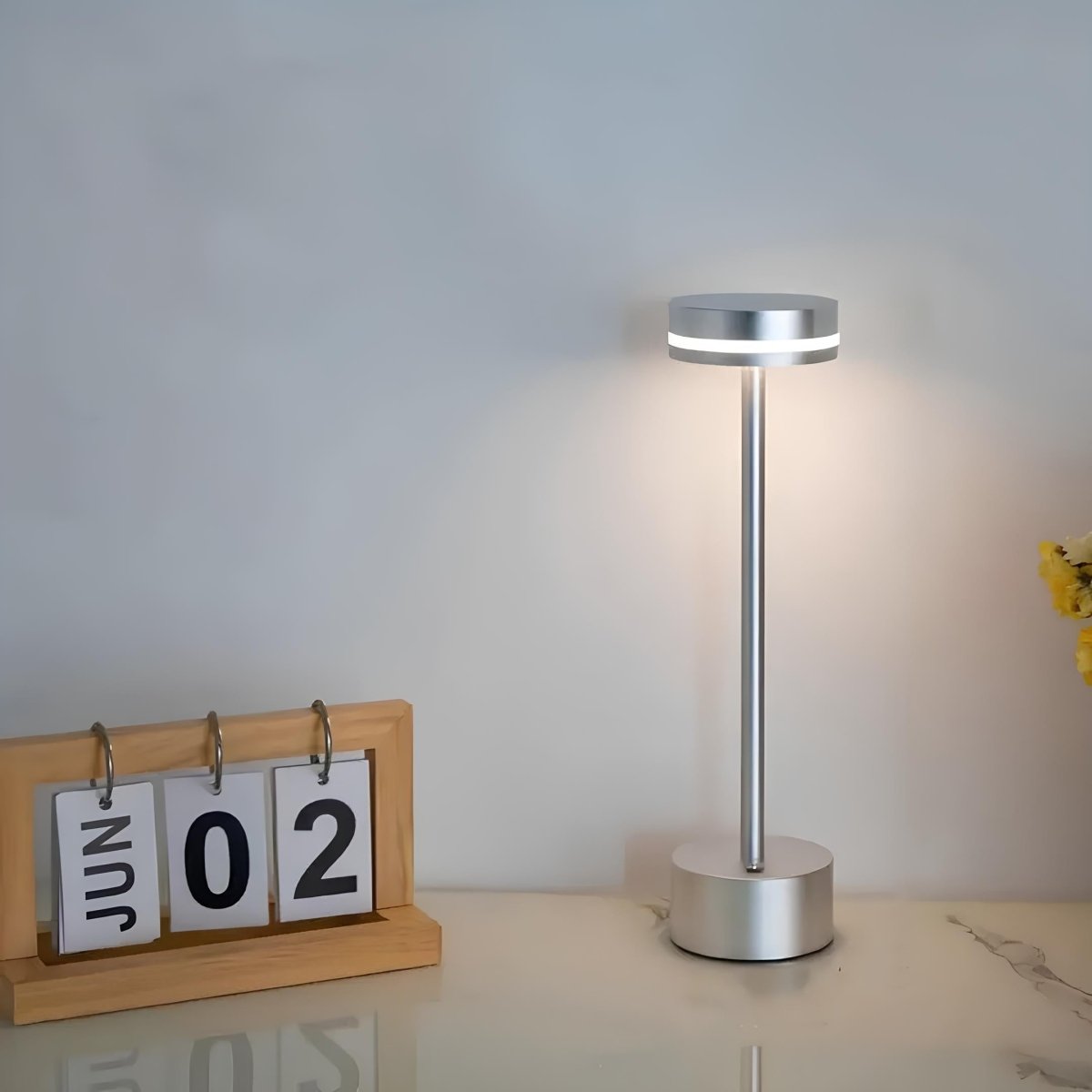 Virelle Maison - Lampe de table aluminium rechargeable, intensité réglable | Virelle Maison