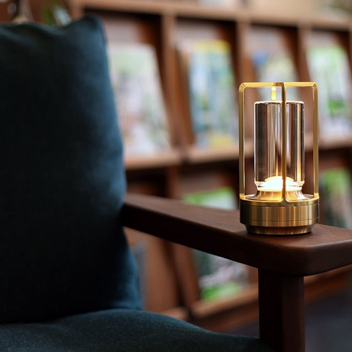 Virelle Maison - Lampe de table dimmable en cristal et métal texturé | Virelle Maison