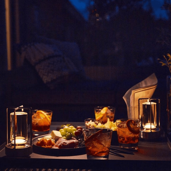 Virelle Maison - Lampe de table dimmable en cristal et métal texturé | Virelle Maison