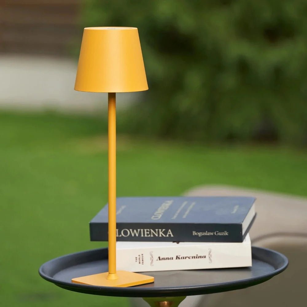 Virelle Maison - Lampe de table haute en fer minimaliste | Virelle Maison