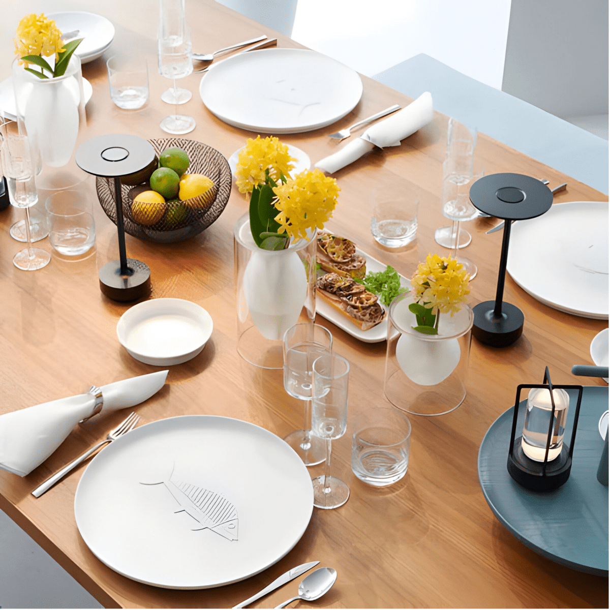 Virelle Maison - Lampe de table sans fil en métal – Dimmable avec commande tactile | Virelle Maison