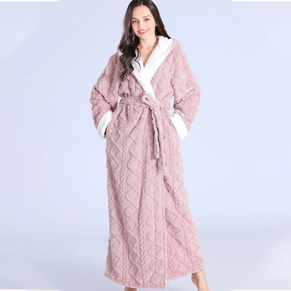 Virelle Maison - Peignoir long en maille douce avec capuche et poches | Virelle Maison
