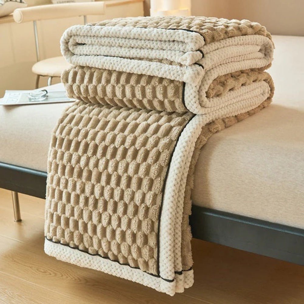 Virelle Maison - Plaid décoratif en sherpa texturé et doux au toucher | Virelle Maison