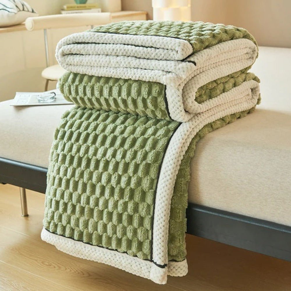 Virelle Maison - Plaid décoratif en sherpa texturé et doux au toucher | Virelle Maison
