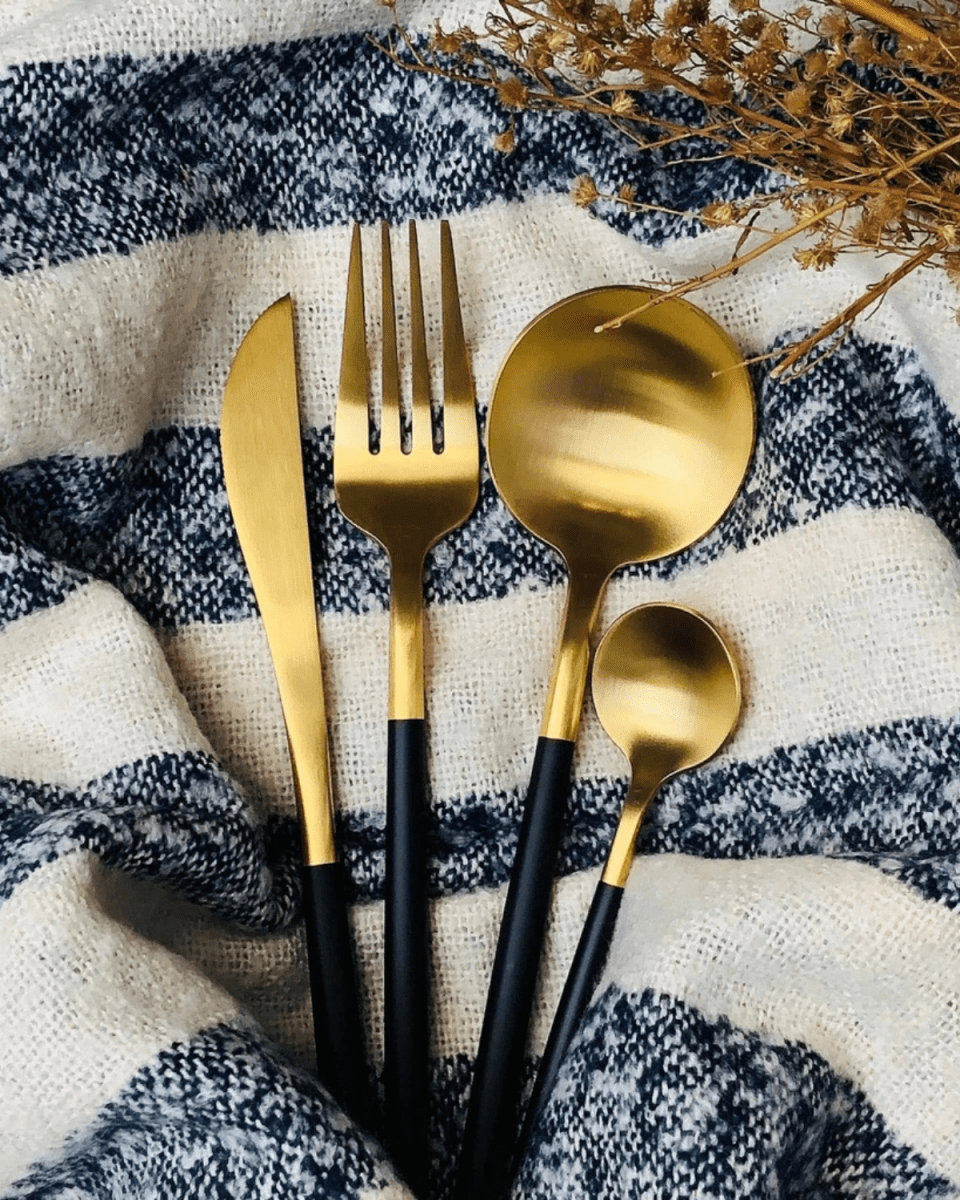 Virelle Maison - Service de couverts en acier noir mat et doré brossé | Virelle Maison