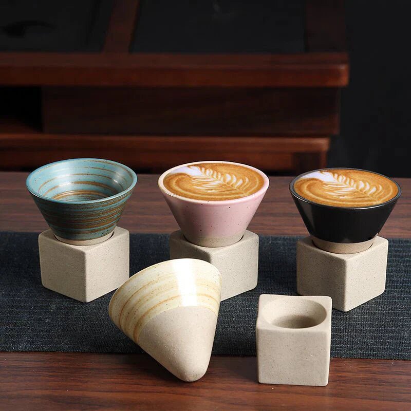 Virelle Maison - Tasse en céramique japonaise faite main, forme conique | Virelle Maison