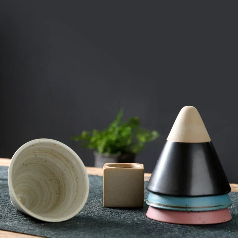 Virelle Maison - Tasse en céramique japonaise faite main, forme conique | Virelle Maison