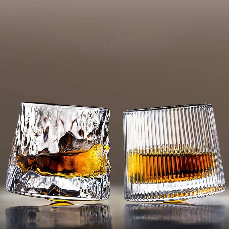 Verre à whisky texturé rotatif en verre soufflé | Virelle Maison